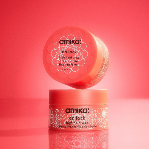 AMIKA ON LOCK CERA DE ALTA FIJACIÓN, 50 ML