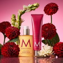 Cargar imagen en el visor de la galería, MOROCCANOIL KIT HAND CARE DAHLIA ROUGE