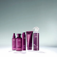 Cargar imagen en el visor de la galería, WELLA PROFESSIONAL ULTIMATE COLOR SHAMPOO 250ml