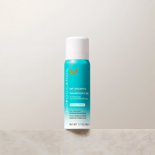Cargar imagen en el visor de la galería, MOROCCANOIL CHAMPÚ SECO TONOS CLAROS, 65 ML