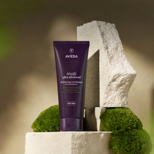 Cargar imagen en el visor de la galería, AVEDA INVATI ULTRA ADVANCED THICKENING CONDITIONER LIGHT, 200 ML