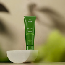 Cargar imagen en el visor de la galería, AVEDA BE CURLY ADVANCED CONDITIONER, 250 ML