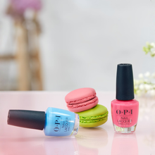 Cargar imagen en el visor de la galería, OPI NAIL LACQUER SHORTS STORY 15 ML