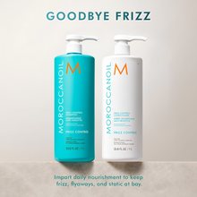 Cargar imagen en el visor de la galería, MOROCCANOIL DÚO DE MEDIO LITRO ANTI FRIZZ