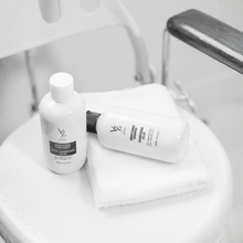 Cargar imagen en el visor de la galería, V76 BRIGHTENING CONDITIONER, 250 ML