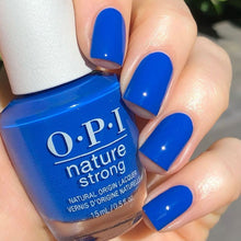 Cargar imagen en el visor de la galería, opi nature strong shore is something beauty art m