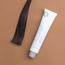 Cargar imagen en el visor de la galería, BY FAMA TINTE COLOR ABSOLUTE NATURALES CÁLIDOS PBC TINTE 6.32, 80 ML